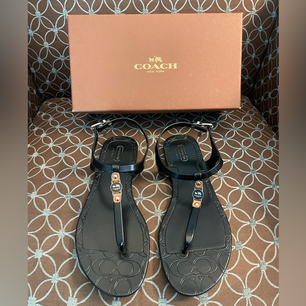 Coach Jessica sandal Size 8
